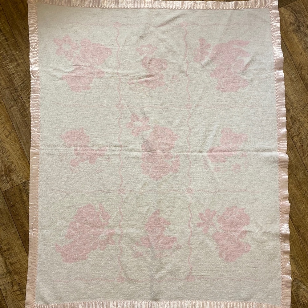 Pink & White Vintage Baby Blanket